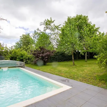 Holiday home Le Puits Fleuri