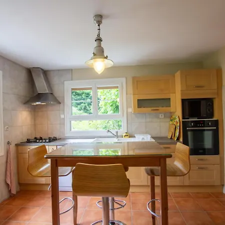 Holiday home Le Puits Fleuri Thenon